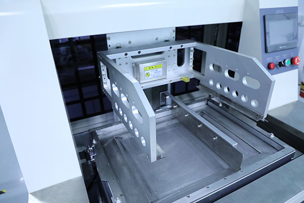 全自動(dòng)三軸點(diǎn)膠機(jī)設(shè)備