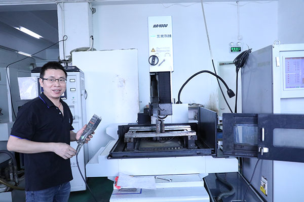 ab膠點膠機設備加工