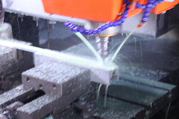 深圳高速點(diǎn)膠機(jī)多少錢