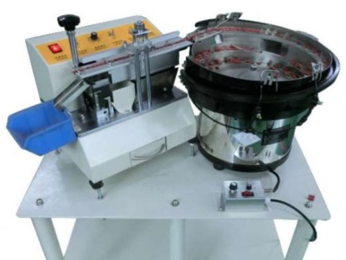 CR-701D自動散裝安規(guī)、薄膜、滌能電容剪腳機