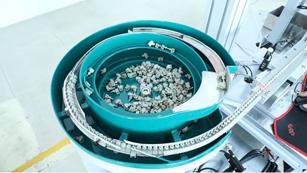 半自動(dòng)點(diǎn)膠機(jī)品牌