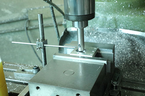 非接觸式高速噴射點(diǎn)膠機(jī)