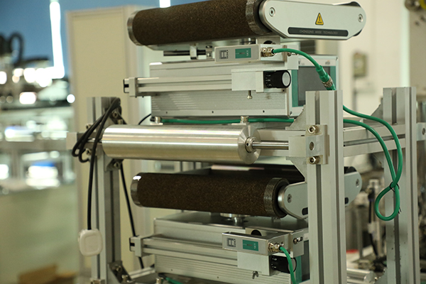 深圳視覺(jué)點(diǎn)膠機(jī)廠(chǎng)家