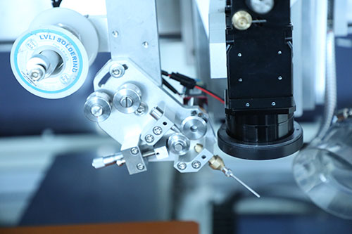 全自動(dòng)視覺點(diǎn)膠機(jī)廠家